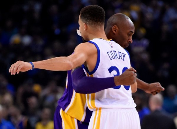 Cam Jones: Kobe và Curry là mục yêu thích của tôi, trò chơi của tôi giống như White& Nemhard